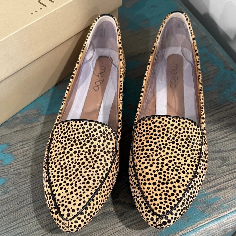 NEW IN BOX me too Leopard-Print Slip-On Calf Hair Flats in Tan and Black-10 - Picture 4 of 11